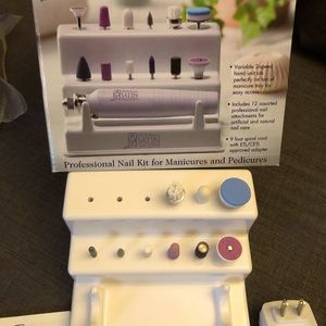 Professional nail kit